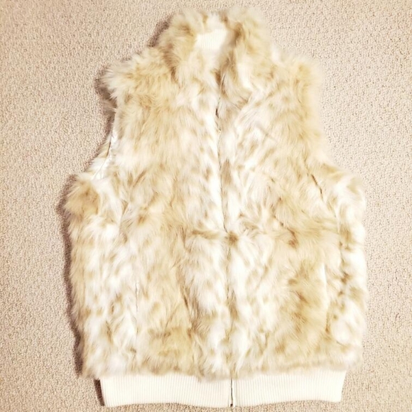 NWOT! Coldwater Creek Fur Vest Sz 16 - Picture 1 of 4